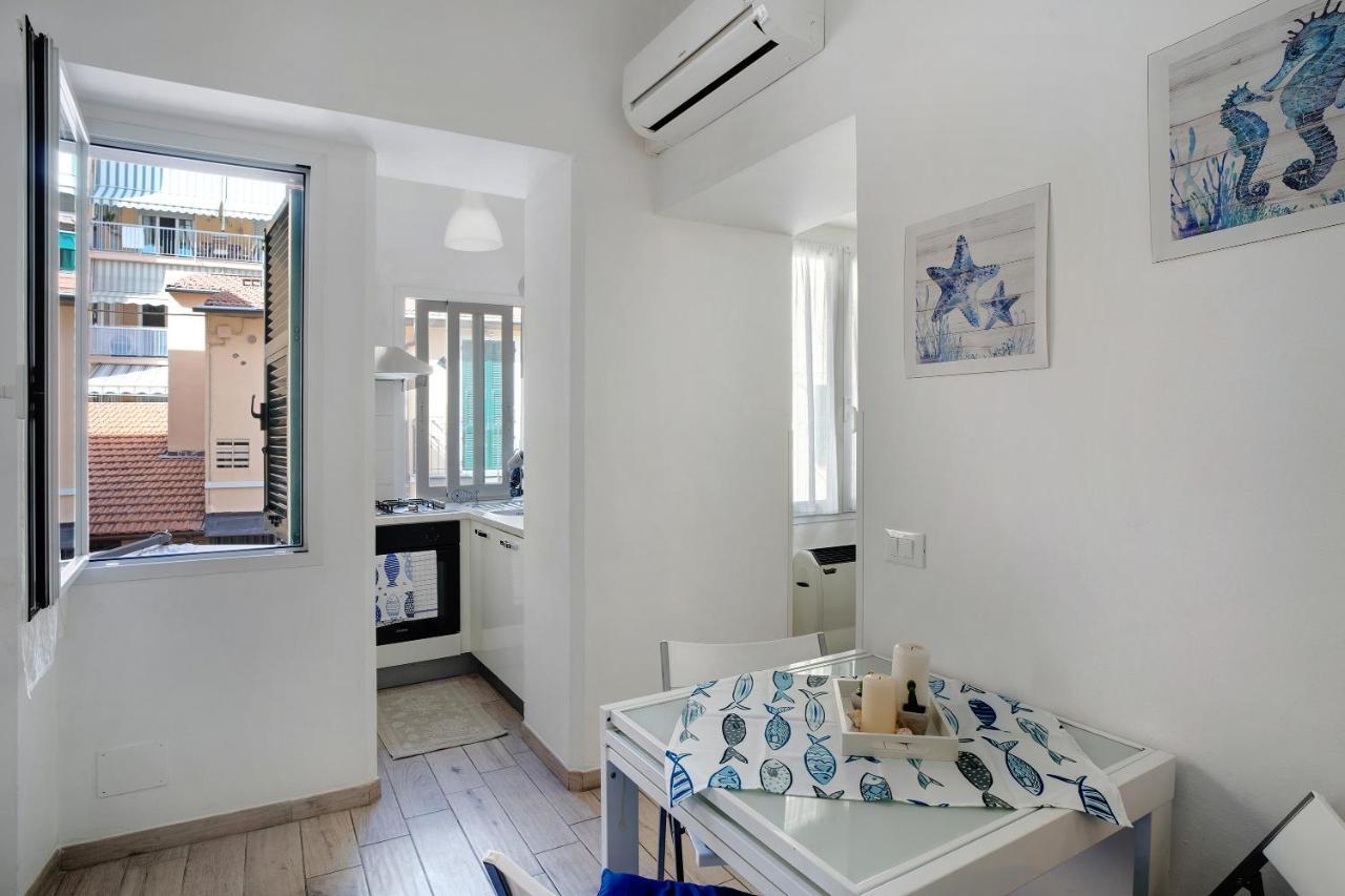 Casa Di Ali Apartment อิมเปรีอา ภายนอก รูปภาพ
