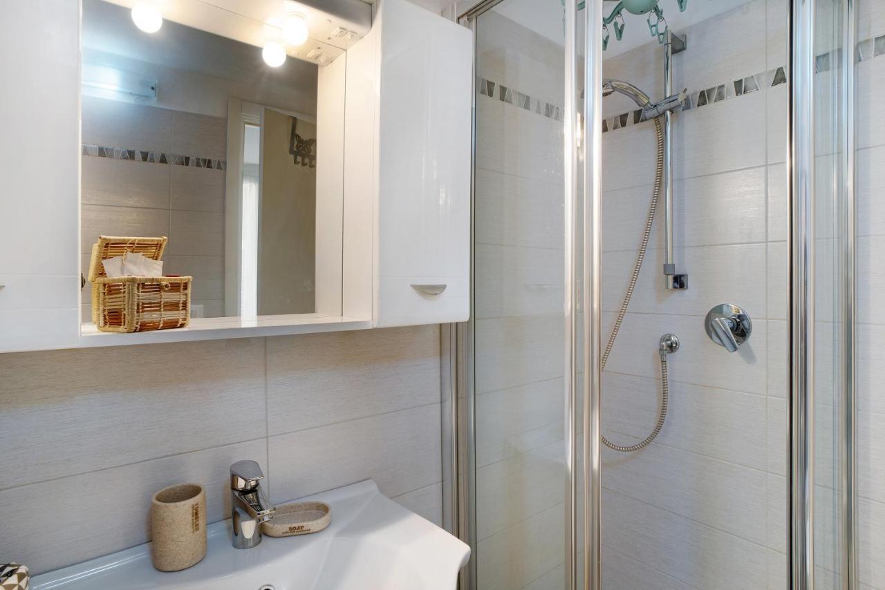 Casa Di Ali Apartment อิมเปรีอา ภายนอก รูปภาพ