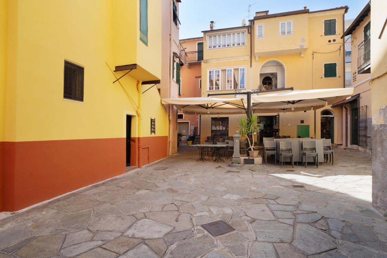 Casa Di Ali Apartment อิมเปรีอา ภายนอก รูปภาพ